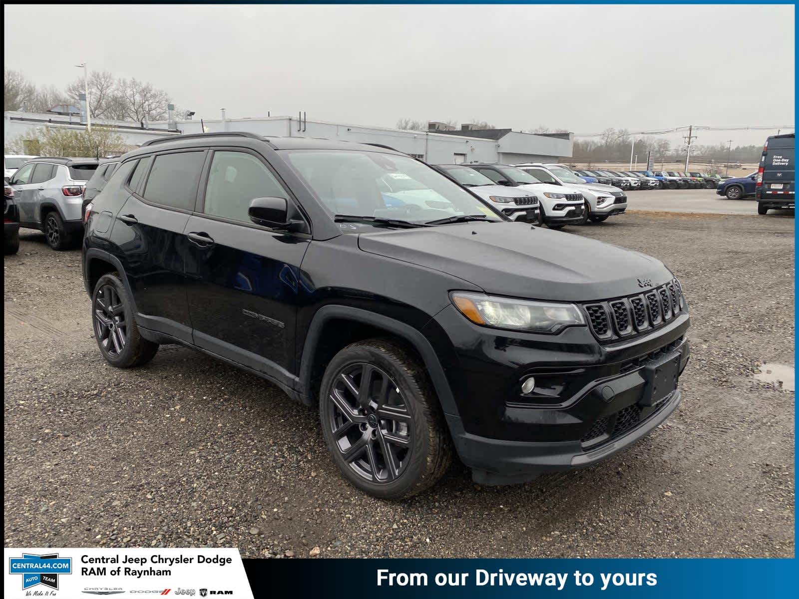 2026 Jeep Compass Limited Altitude's photo