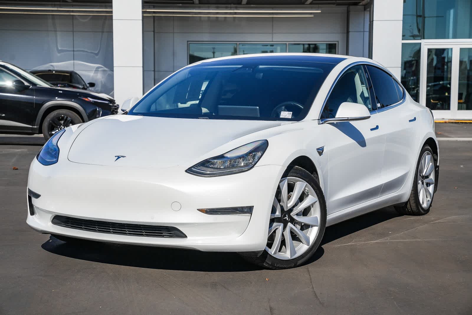 2018 Tesla Model 3 Long Range Dual Motor's photo