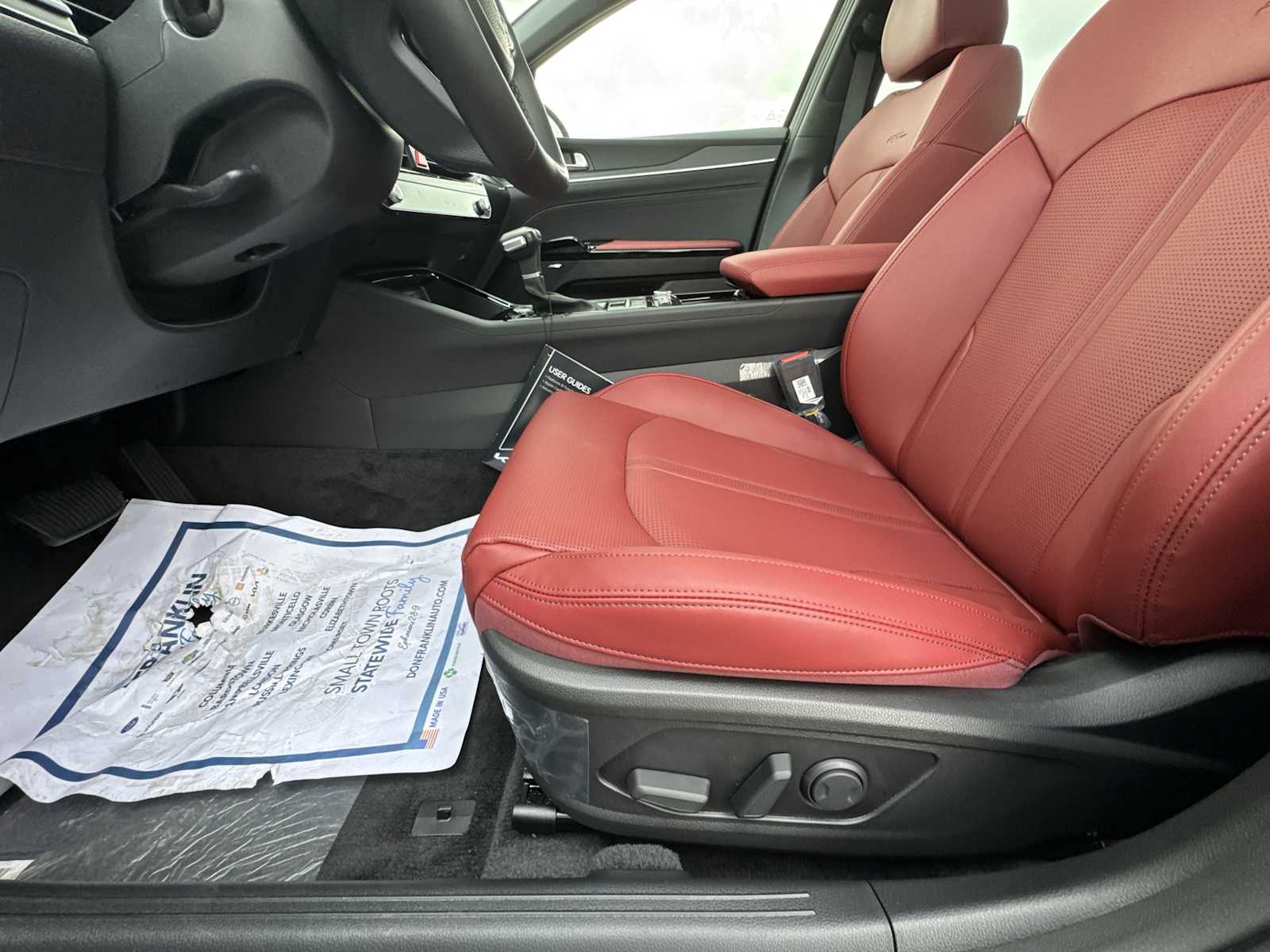 2025 Kia K5 GT-Line photo 12