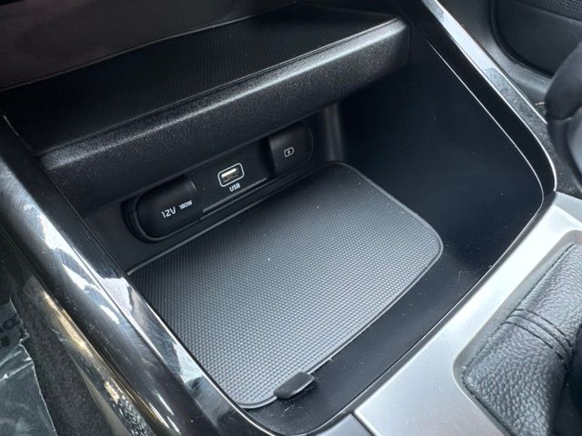 2024 Kia Forte GT-Line photo 25