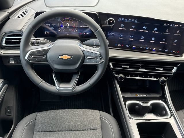 2026 Chevrolet Traverse photo 14