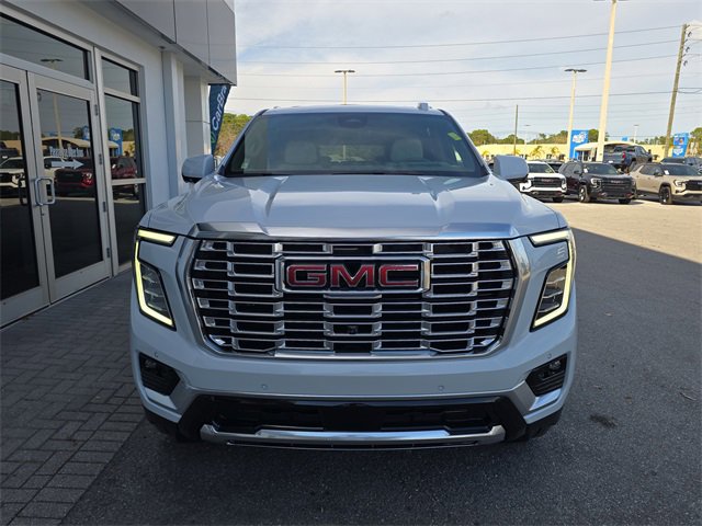 2026 Gmc Yukon XL Denali photo 2