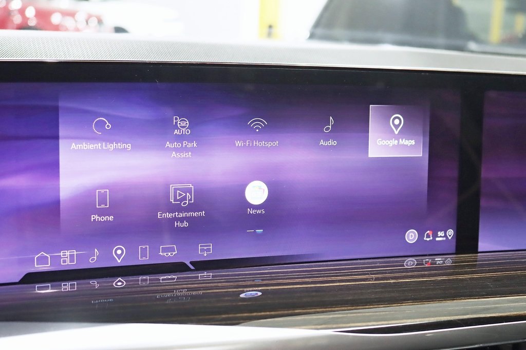2025 Cadillac Escalade Premium Luxury photo 24