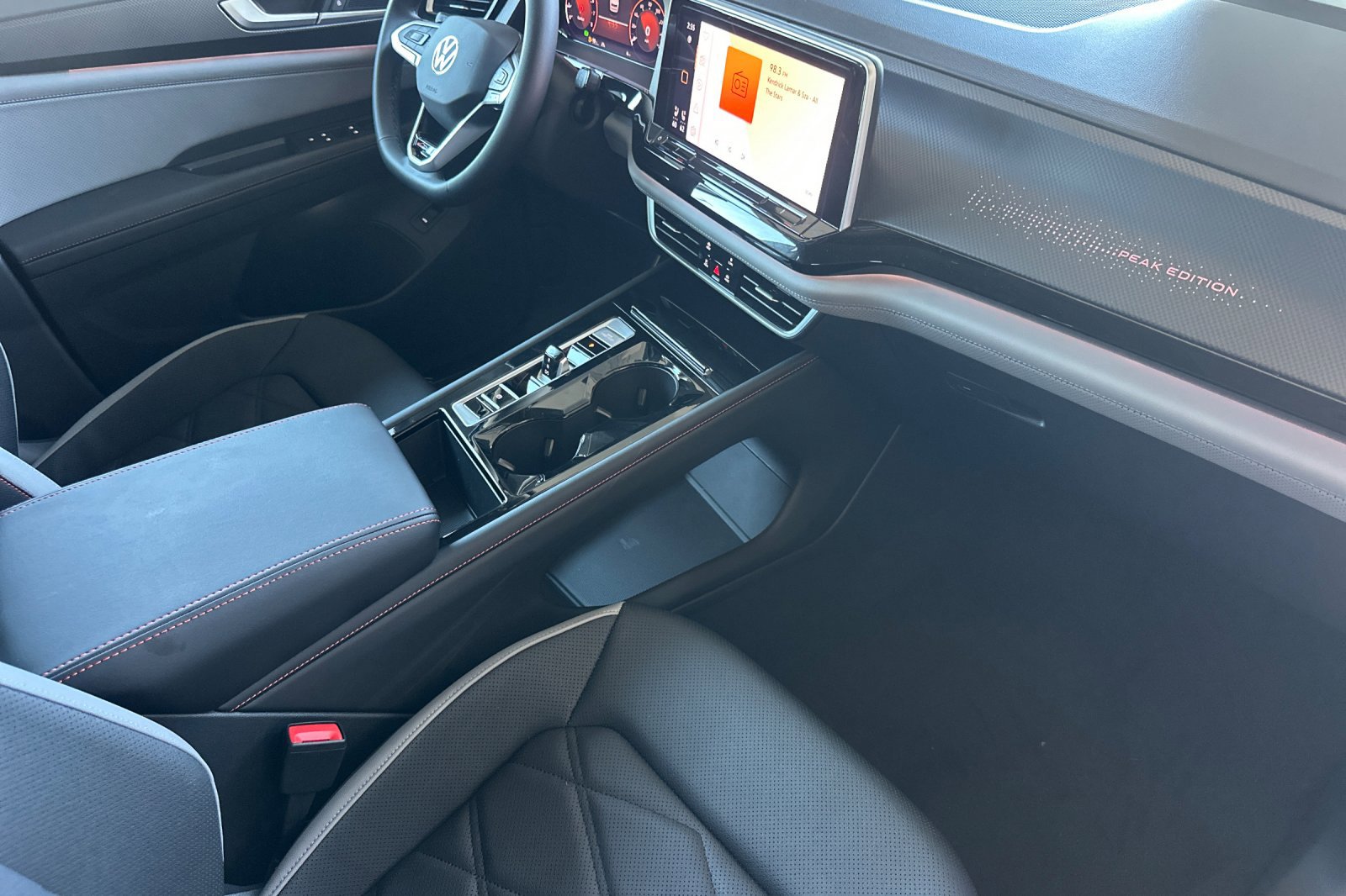 2025 Volkswagen Atlas Peak Edition SE photo 16