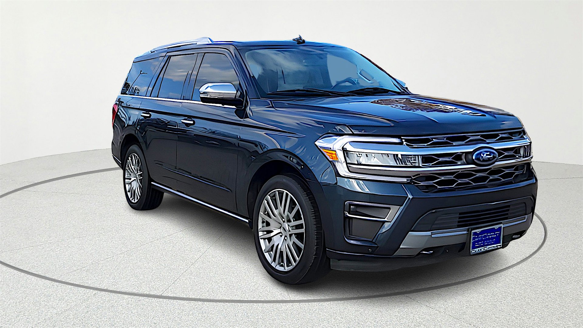 2022 Ford Expedition Platinum's photo