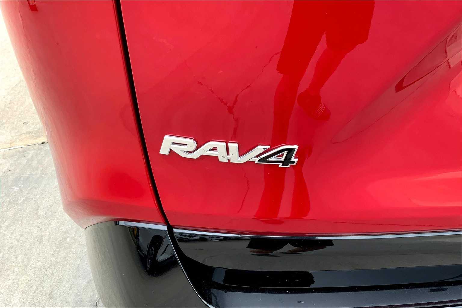 2025 Toyota RAV4 Hybrid XSE photo 56