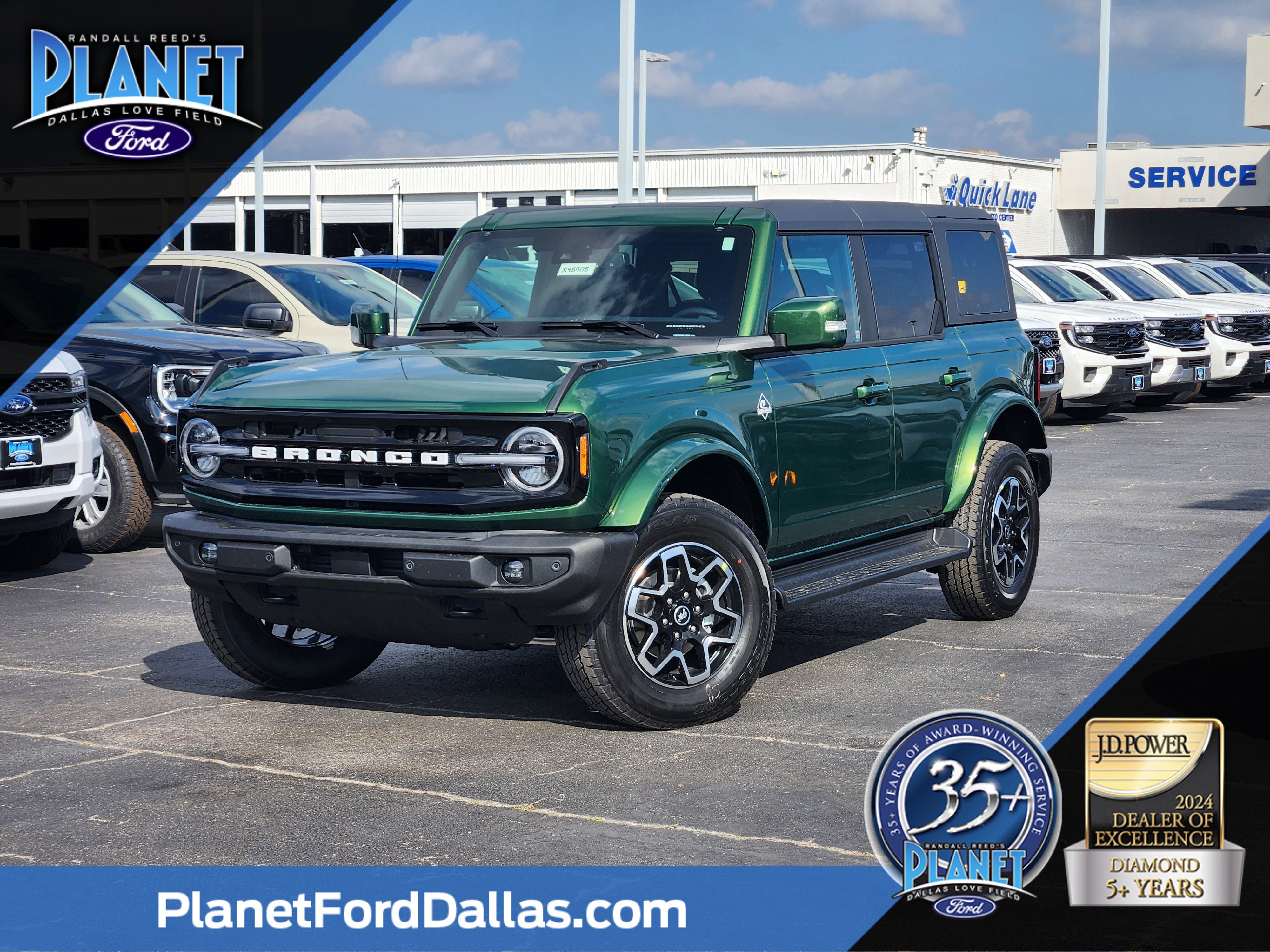 2025 Ford Bronco 4-Door Outer Banks's photo