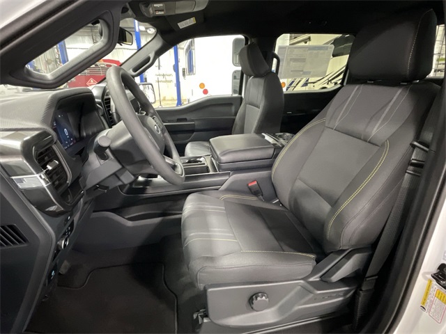 2025 Ford F-150 STX photo 17