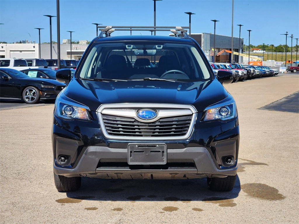 2019 Subaru Forester Premium photo 2