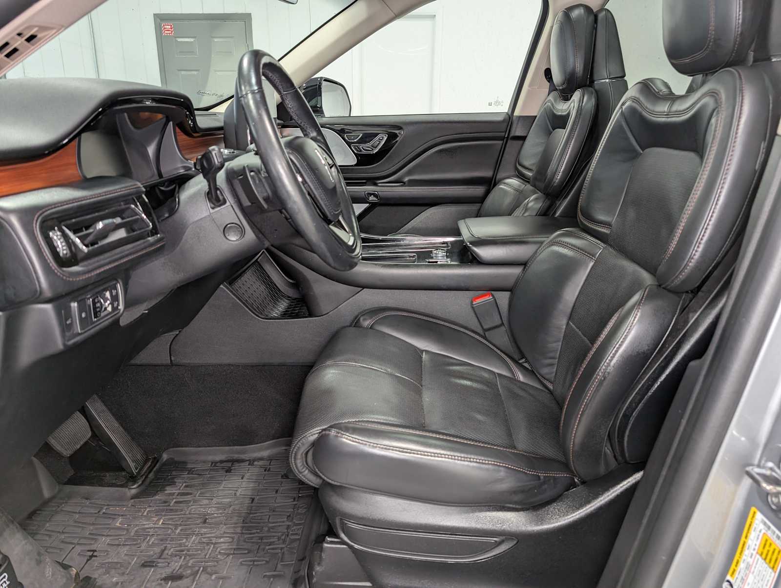 2020 Lincoln Aviator Reserve photo 4