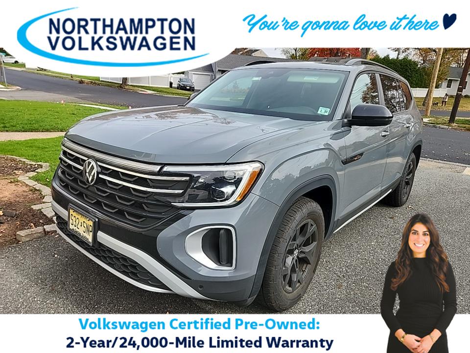 2025 Volkswagen Atlas Atlas Peak Edition's photo