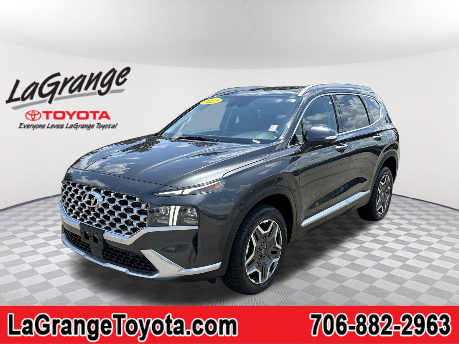 2023 Hyundai Santa Fe Limited's photo