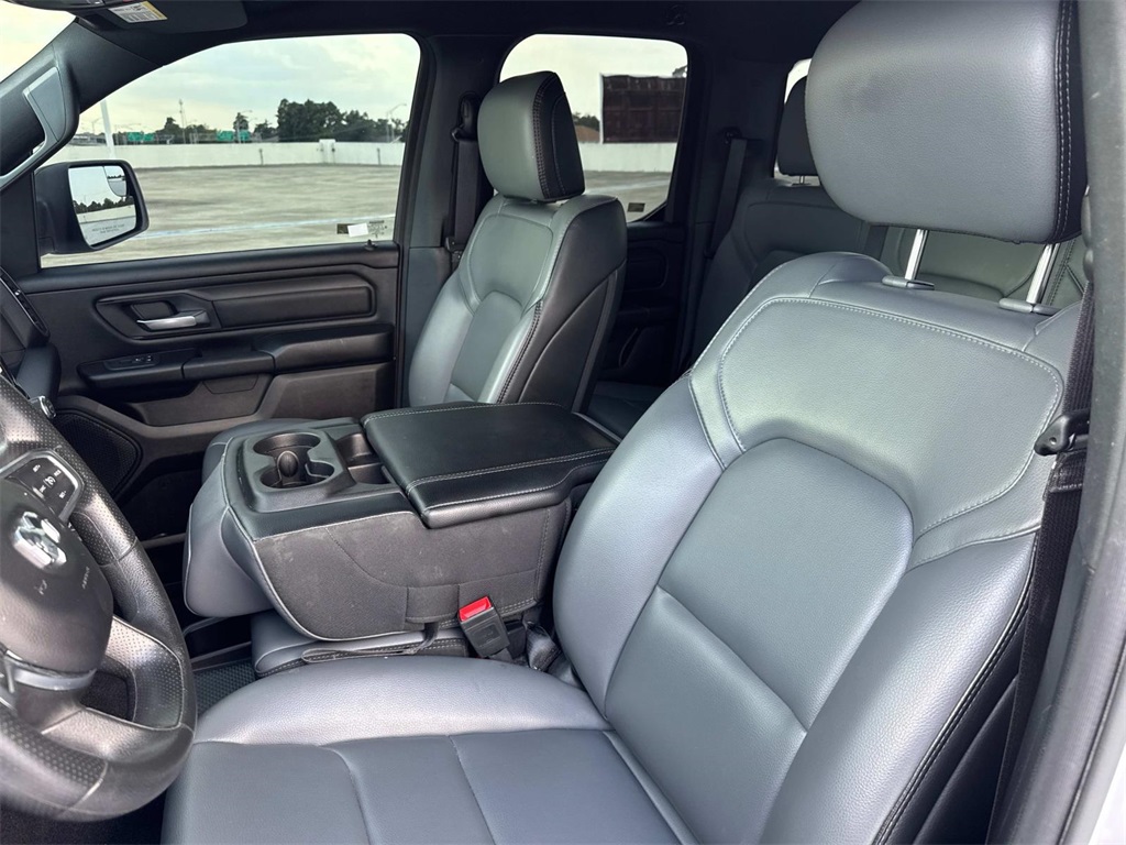 2025 Ram 1500 Tradesman photo 16