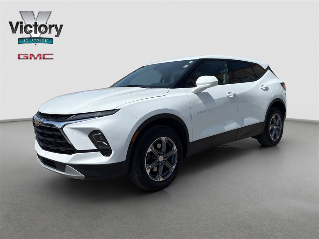 2023 Chevrolet Blazer 2LT photo 4