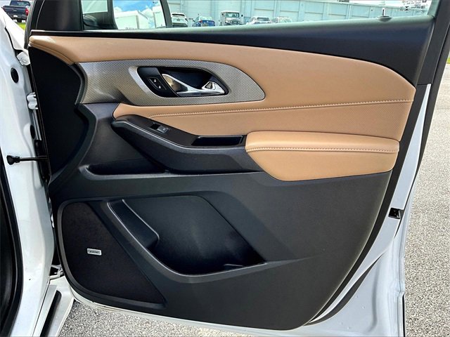 2023 Chevrolet Traverse Premier photo 12