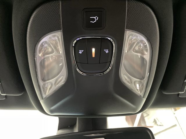 2025 Jeep Compass Latitude Altitude Special Edition photo 19