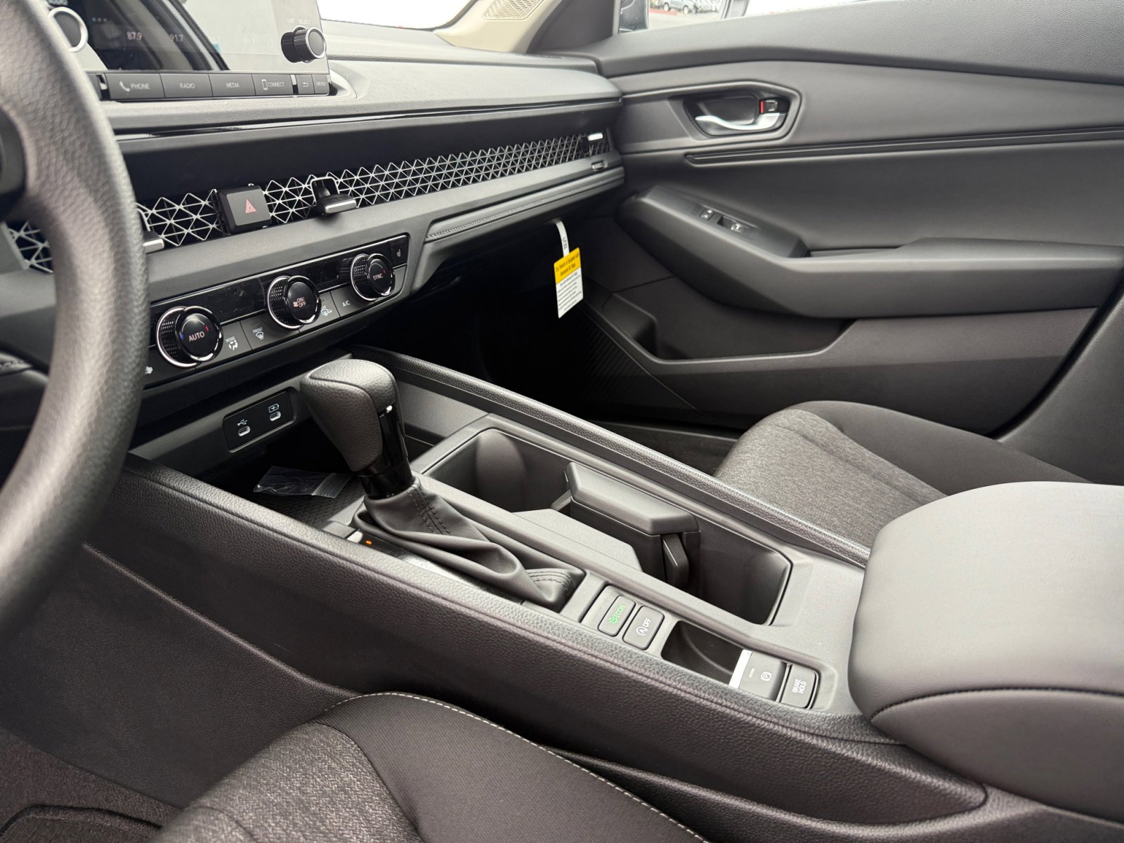 2025 Honda Accord SE photo 13