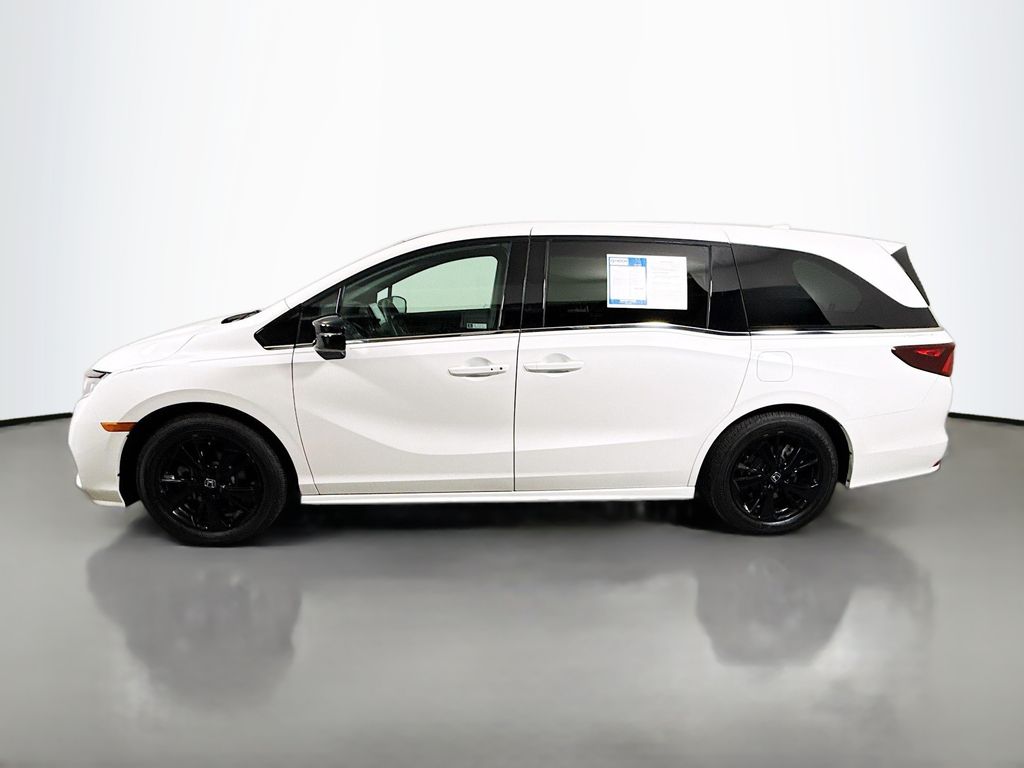 2024 Honda Odyssey Sport photo 4