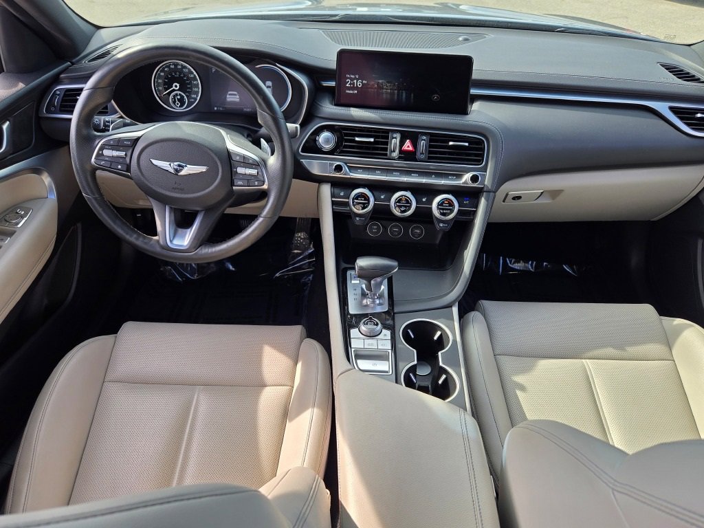 2023 Genesis G70 2.0T photo 16