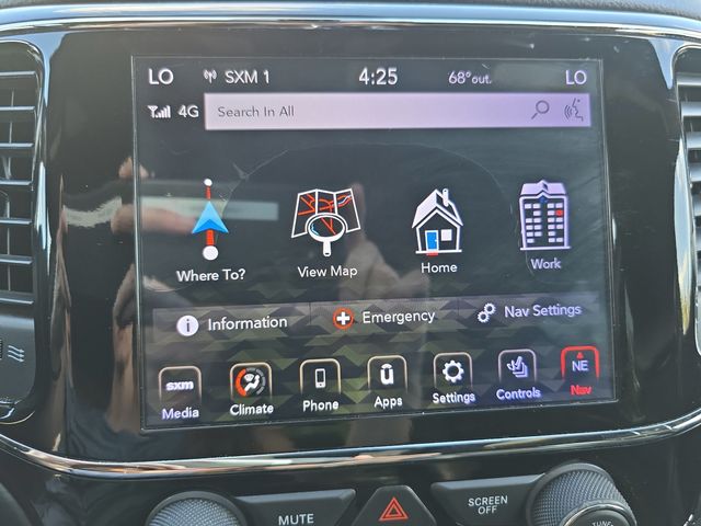 2020 Jeep Grand Cherokee Altitude photo 22