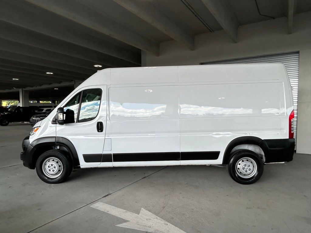 2023 Ram ProMaster 2500 photo 4