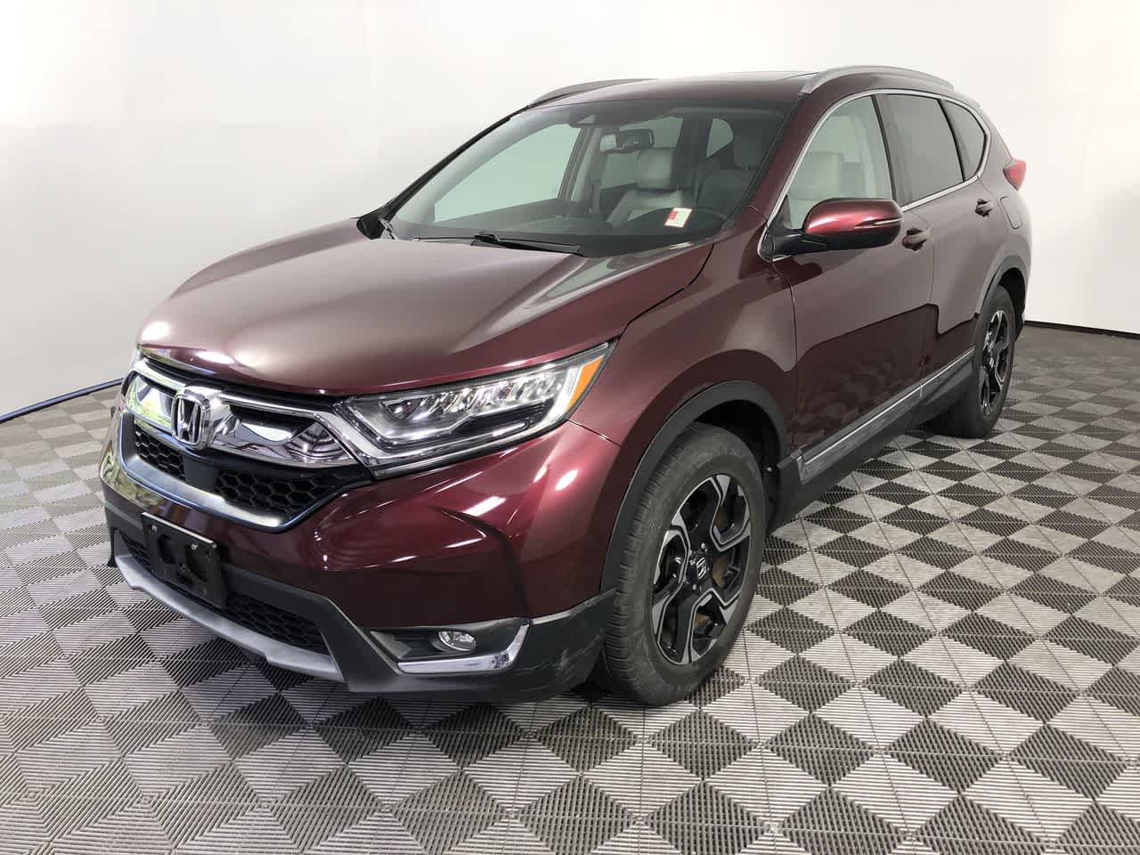2017 Honda CR-V Touring photo 3