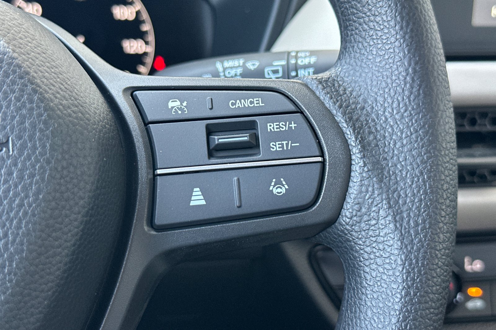 2026 Honda HR-V LX photo 24