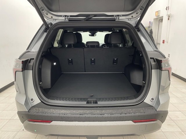 2026 Chevrolet Equinox LT photo 12