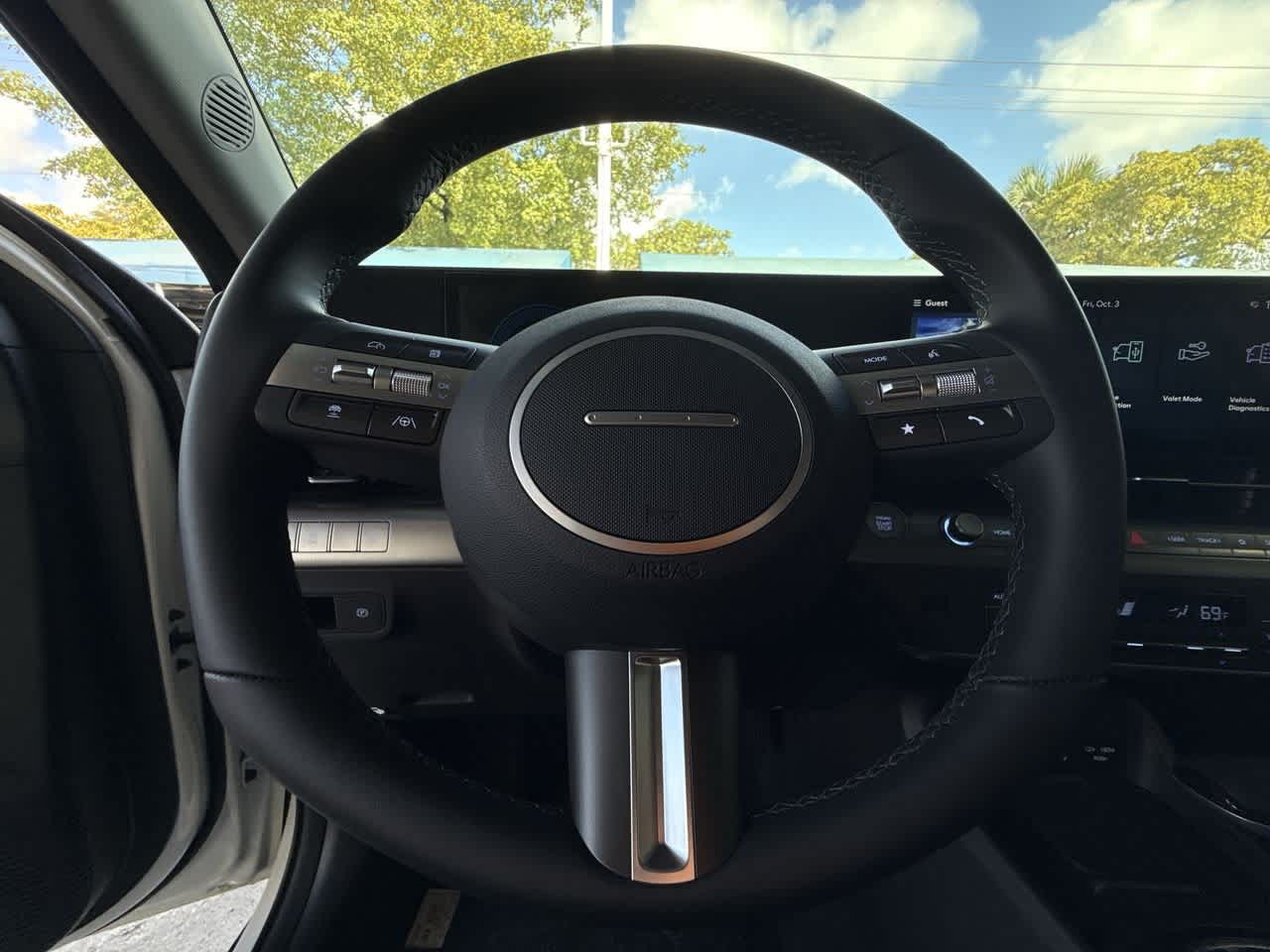 2026 Hyundai Kona SEL photo 13