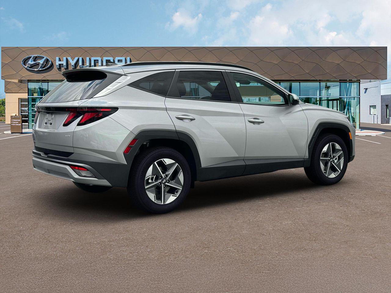 2026 Hyundai Tucson SEL photo 8