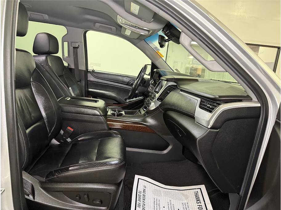 2019 Gmc Yukon SLT photo 25