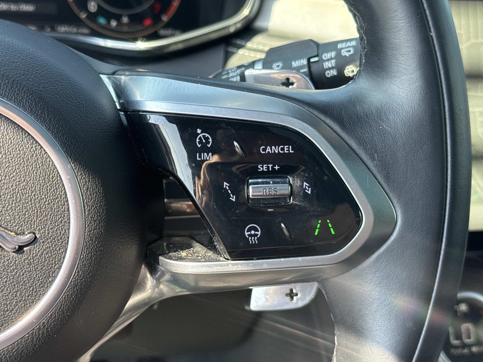 2024 Jaguar F-PACE P250 R-Dynamic S photo 20