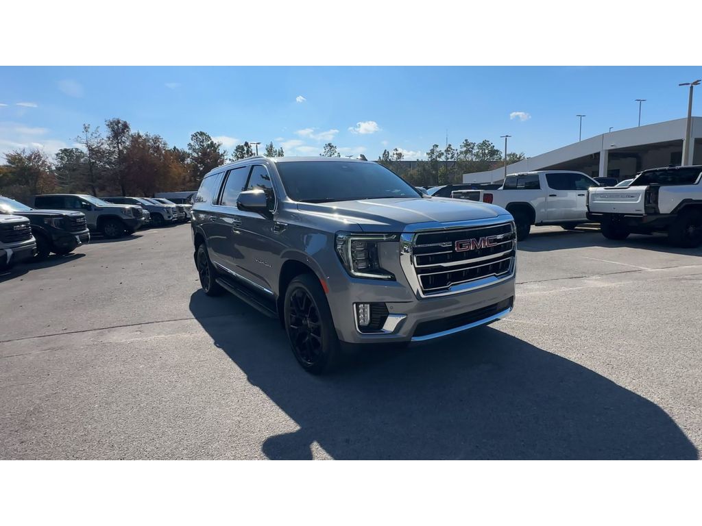 2023 Gmc Yukon XL SLT photo 2