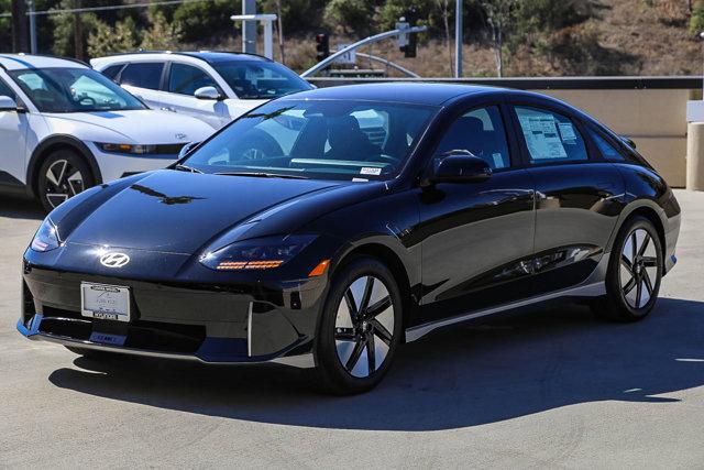2025 Hyundai Ioniq 6 SE Standard Range photo 3