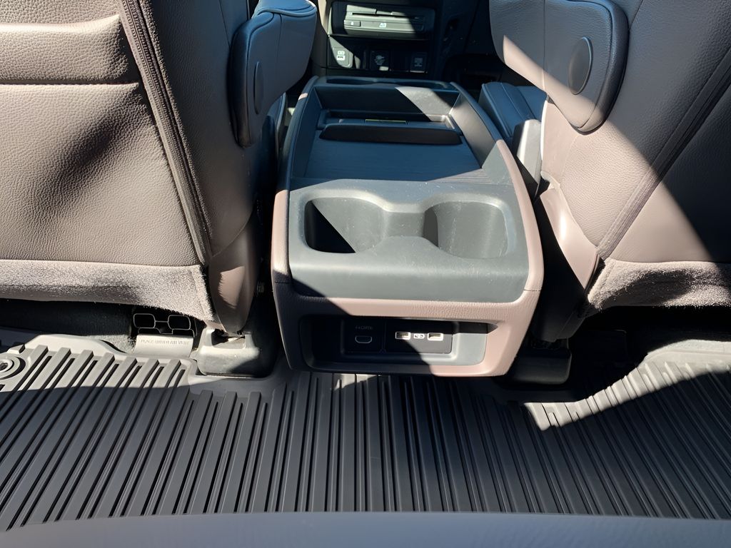 2023 Honda Odyssey Elite photo 13