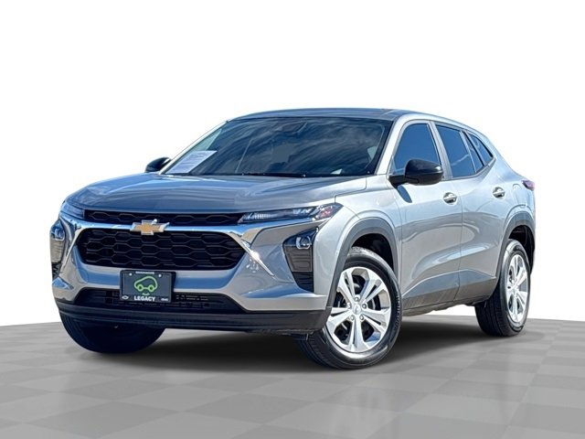 2025 Chevrolet Trax LS's photo