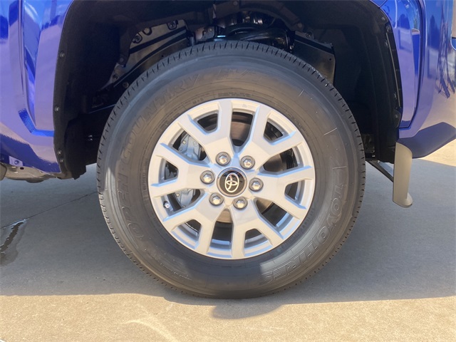 2025 Toyota Tacoma SR5 Double Cab photo 9