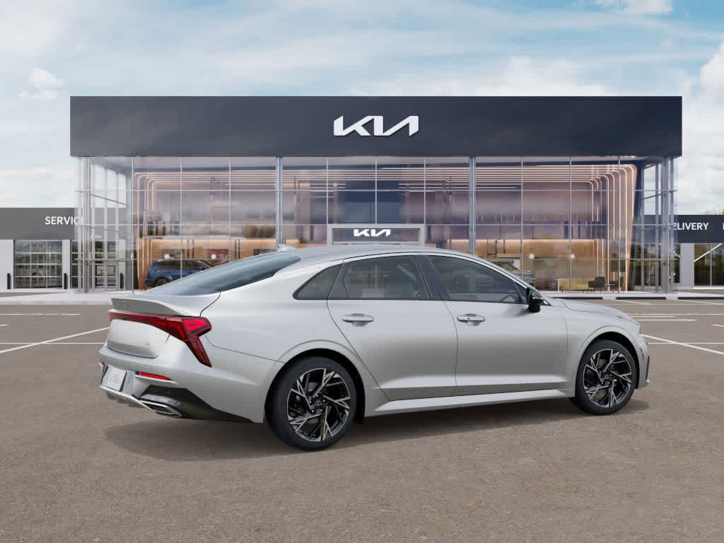 2026 Kia K5 GT-Line photo 5