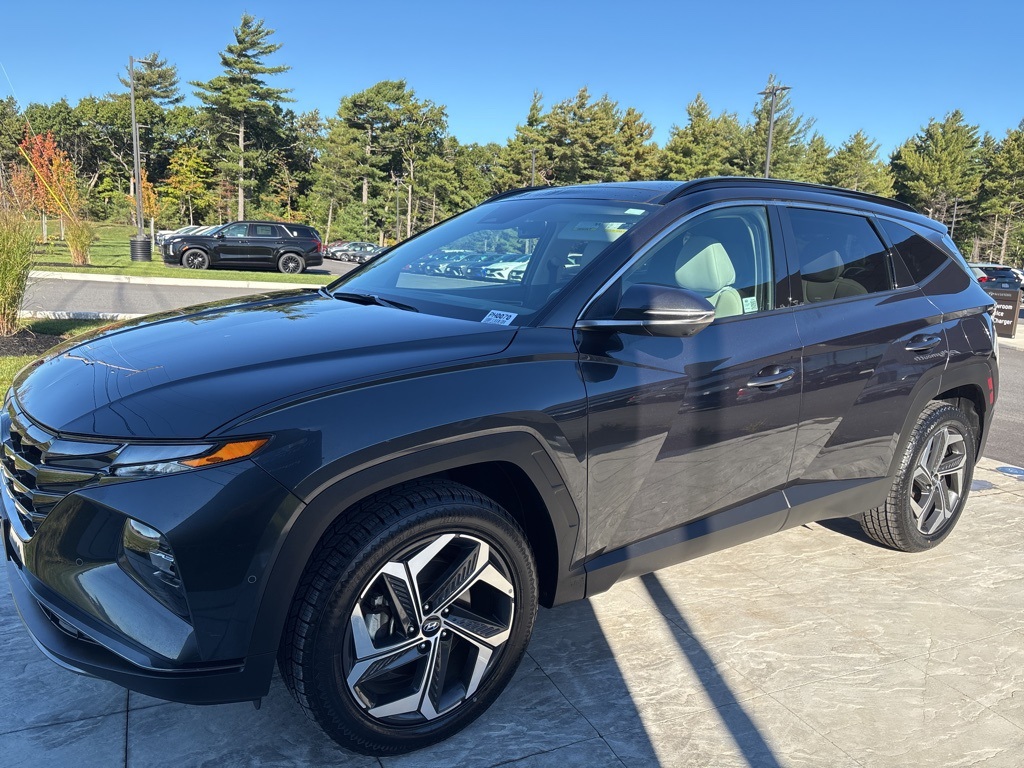 2024 Hyundai Tucson Limited photo 2
