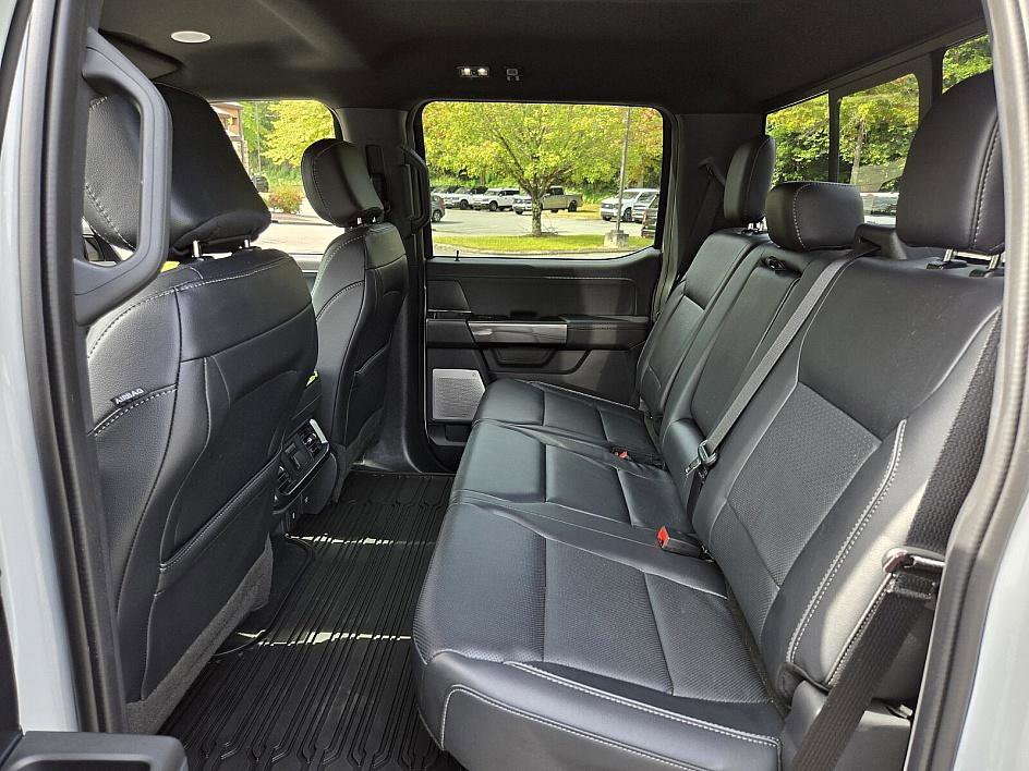 2023 Ford F-150 Lariat photo 12