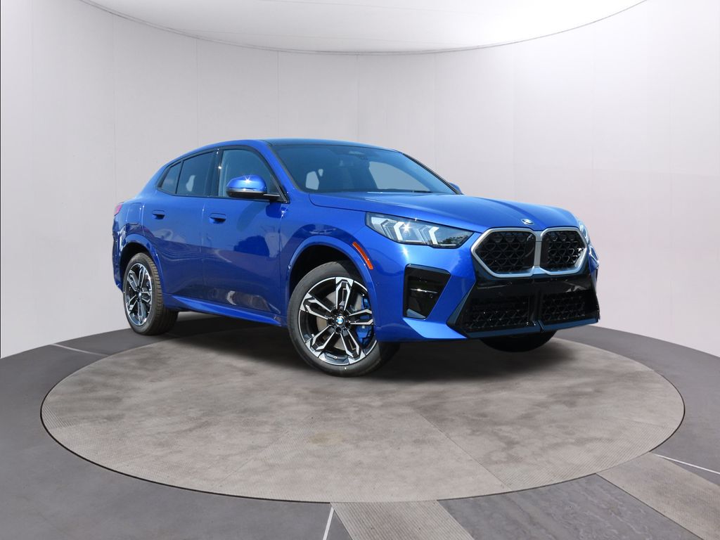 2026 BMW X2 28i's photo