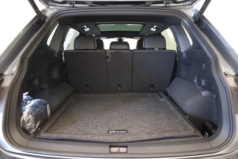 2024 Volkswagen Tiguan SE R-Line Black photo 35