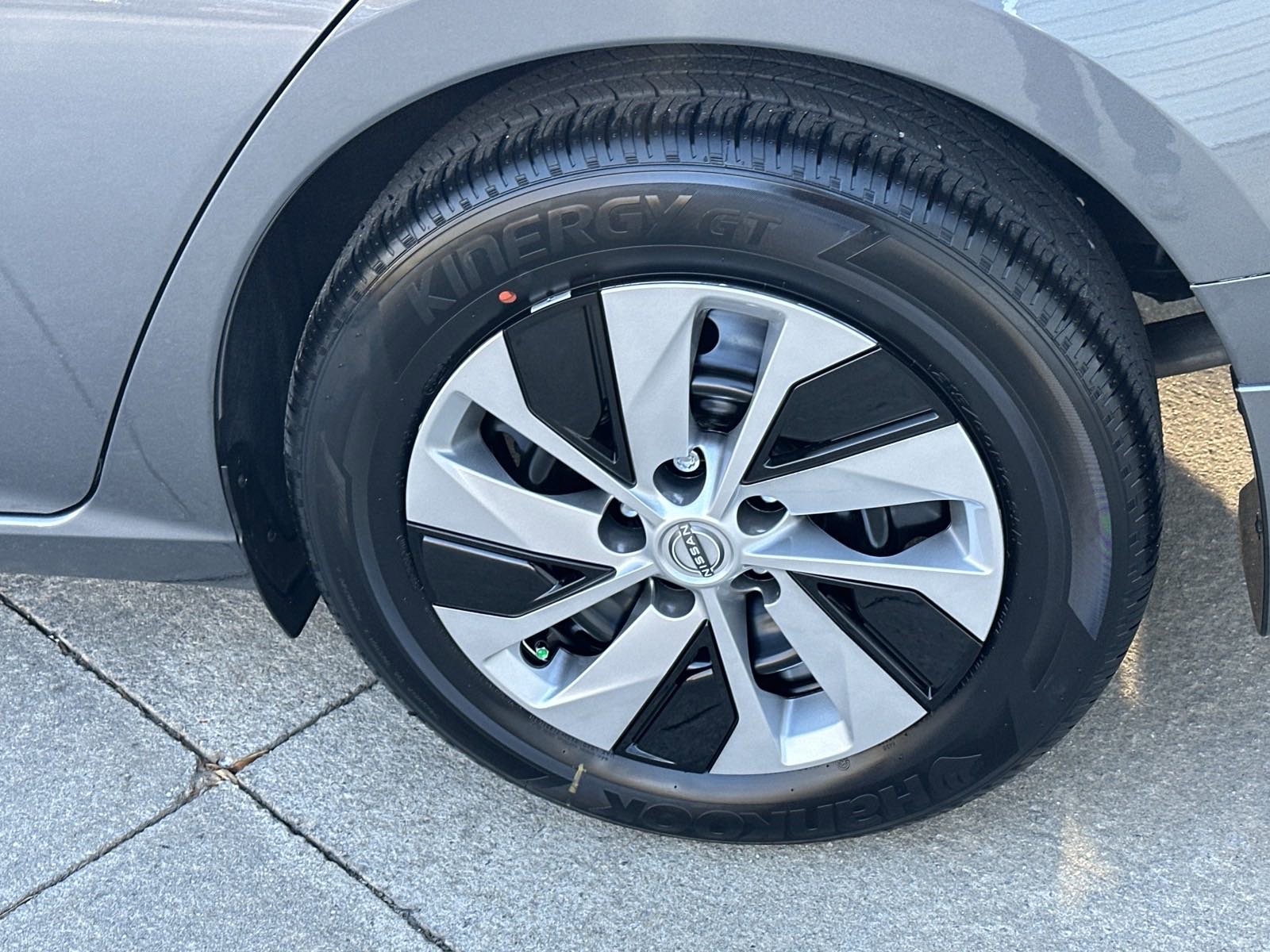 2025 Nissan Altima S photo 20