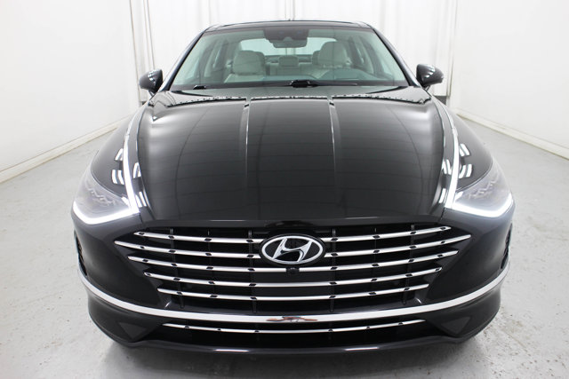 2023 Hyundai Sonata Hybrid Limited photo 4