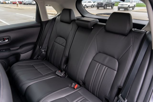2026 Honda HR-V EX-L photo 13