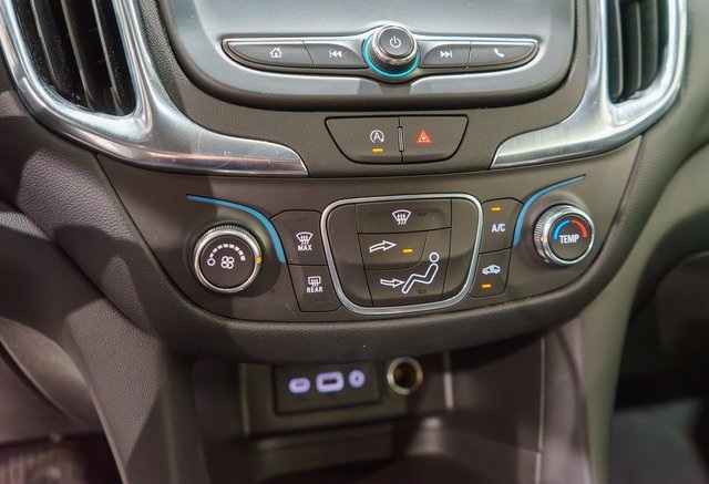 2022 Chevrolet Equinox LT photo 14