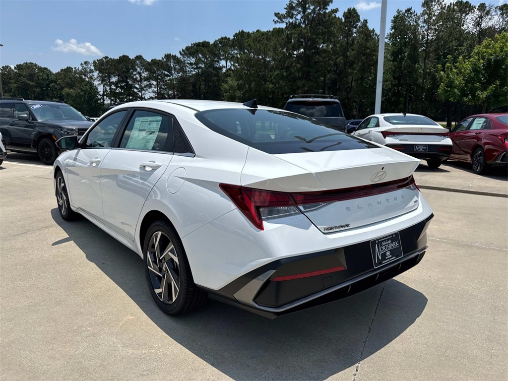 2025 Hyundai Elantra Hybrid Limited photo 3