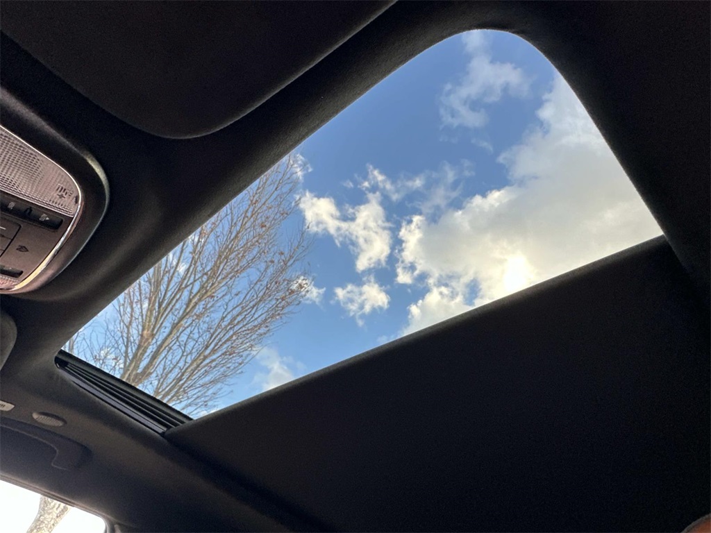 2020 Jeep Grand Cherokee Summit photo 4