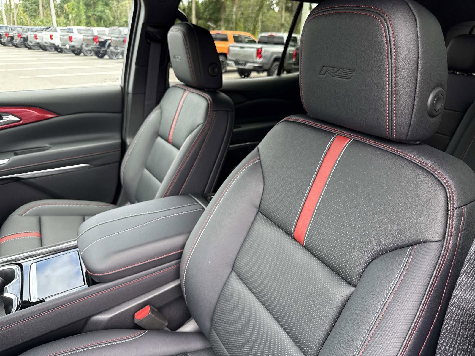 2026 Chevrolet Traverse RS photo 21