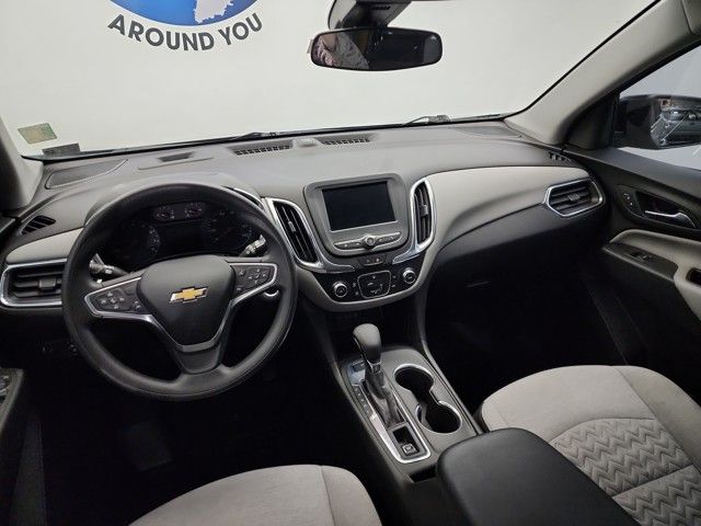 2023 Chevrolet Equinox LS photo 13